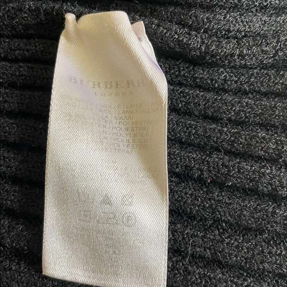 Burberry | Vintage Zippered Sweater - Picture 6 of 8
